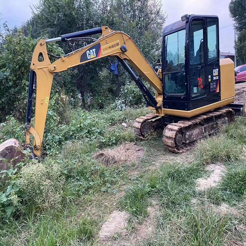 좋은 상태의 미니 발굴 기계 사용 된 5.5톤 발굴기 미니 CAT 305.5 크롤러 발굴기