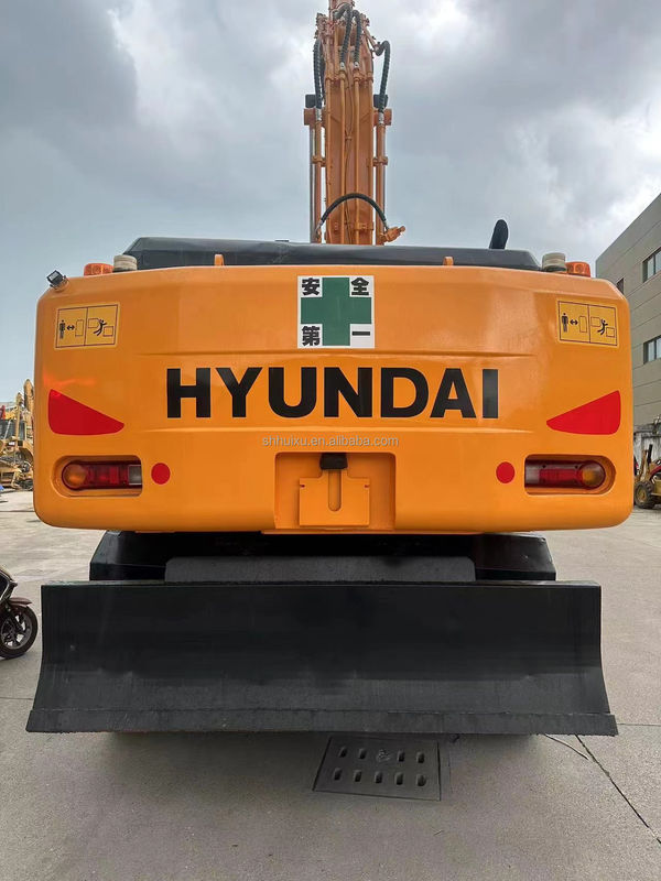 양질의 고품질의 바퀴 발굴기 HYUNDAI210W 21T 사용 된 발굴기 발굴 기계 판매