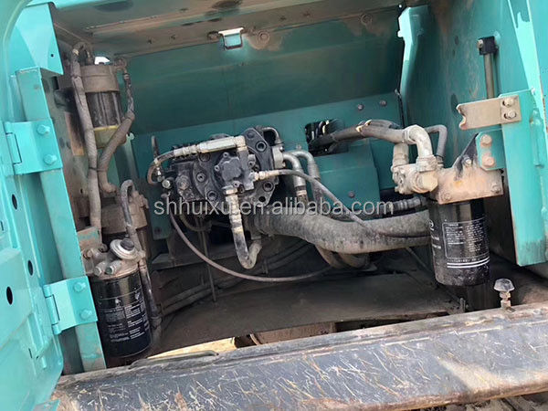 Kobelco SK200 우수한 품질의 중고용 크롤러 발굴기 사용 된 발굴기 Kobelco SK270D 저렴한 가격