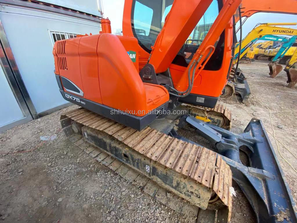 한국 출신의 사용 된 미니 발굴기 Doosan75 품질 건설 기계/두 번째 손 수압 크롤러 발굴기 DOOSAN75 뜨거운 판매