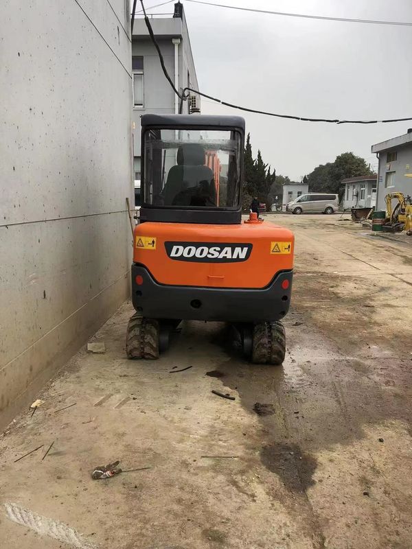 사용 된 원본 Doosan Dh35 고성능 Dh35-7 수압 일본 발굴기 3 톤 판매