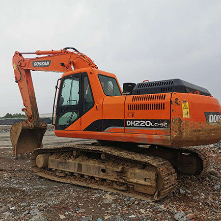 사용 된 발굴기 Doosan DH220 발굴기 Doosan DH220 225 300 저렴한 가격으로 사용 된 발굴기