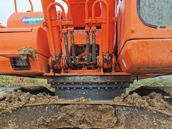 사용 된 발굴기 Doosan DH220 발굴기 Doosan DH220 225 300 저렴한 가격으로 사용 된 발굴기