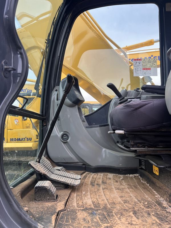 사용 된 발굴기 Kobelco SK260 사용 된 기계 사용 된 기계 사용 된 26 톤 손 땅 발굴기 사용 된 발굴기