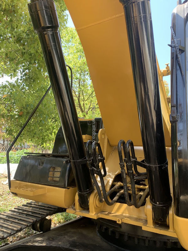 사용 된 래터필러 330b 크롤러 발굴기/사용 된 발굴기 CAT330 일본 출처 판매 Caterpillar 재고