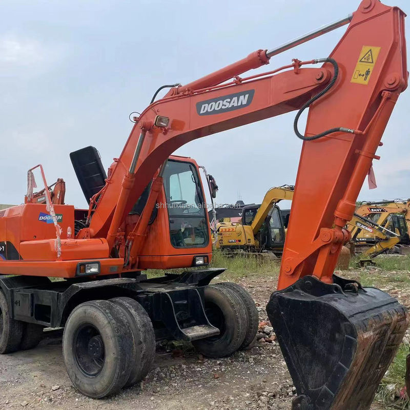 중국 바퀴 발굴기 Doosan 150 두 번째 손 발굴기 무거운 기계 큰 발굴기