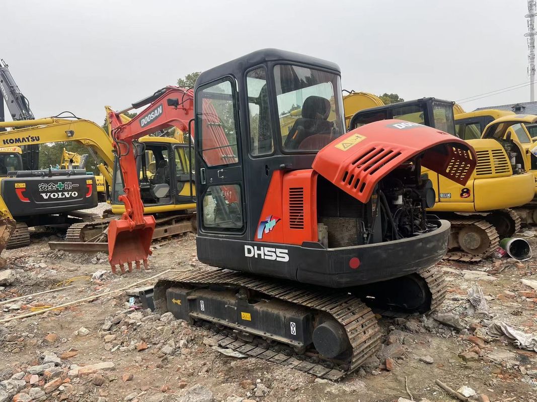 사용 된 공학 및 건설 기계 Doosan 55 사용 된 발굴기 판매 발굴 사용 된 판매
