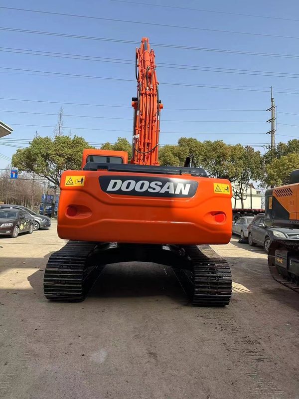 원본 페인트와 상태 중고 발굴기 Doosan DX225LC 판매