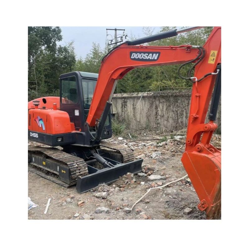 중고용 크롤러 발굴기 고품질의 저렴한 가격으로 사용 된 Doosan55 판매 도로 제작 기계
