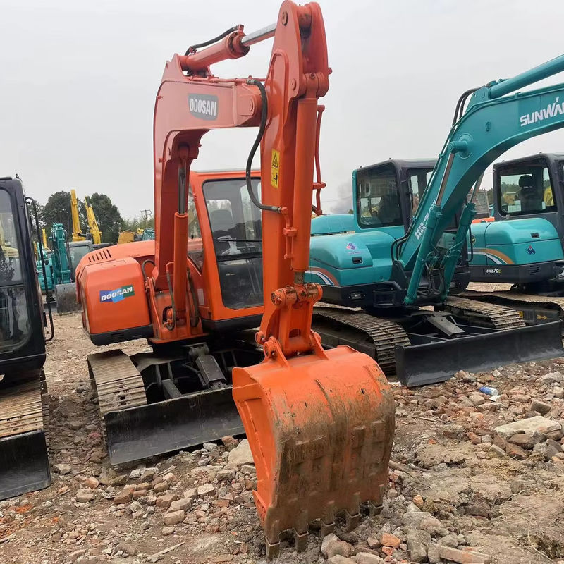 사용 된 카롤러 발굴기 / 최고의 품질 사용 된 Doosan75 한국 출처 사용 된 미니 발굴기 Doosan75
