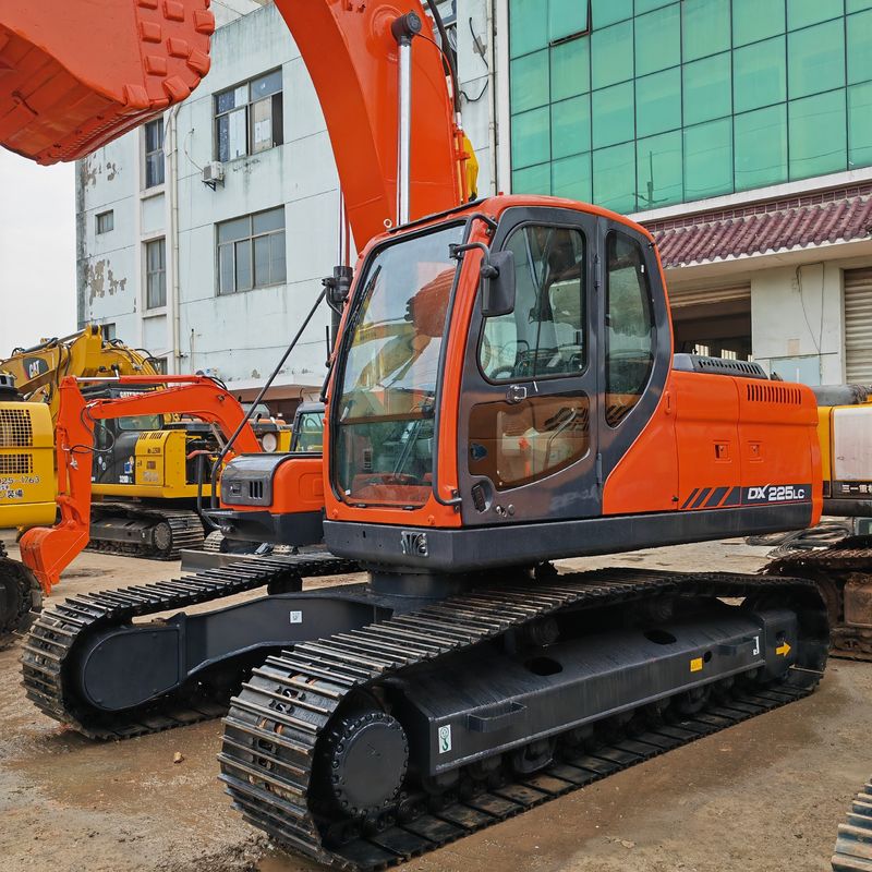 25톤 크롤러 사용 된 발굴기 Doosan dx225 판매 중고 크롤러 발굴기 Doosan 225 판매