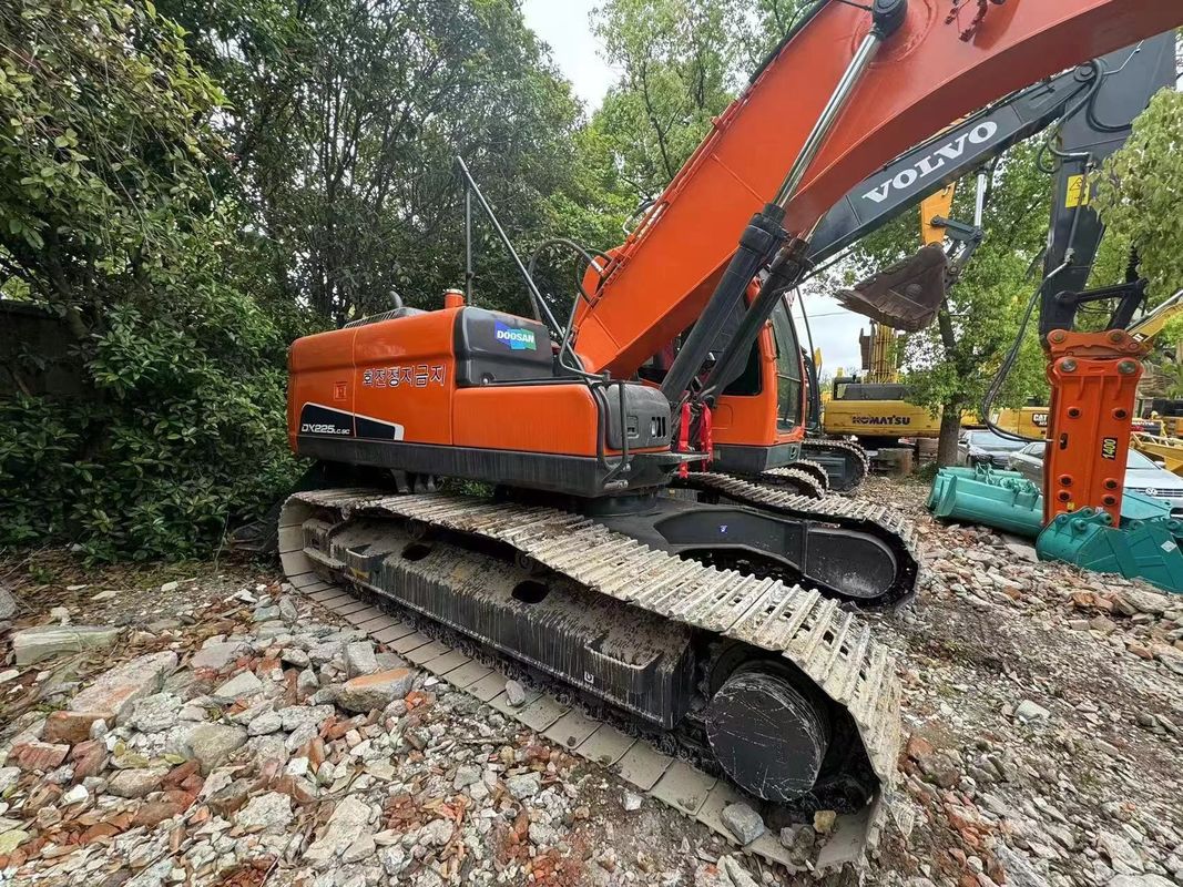 중국 상하이에서 사용 된 doosan dh225 발굴기 판매 / 낮은 작업 시간 사용 된 doosan dh225