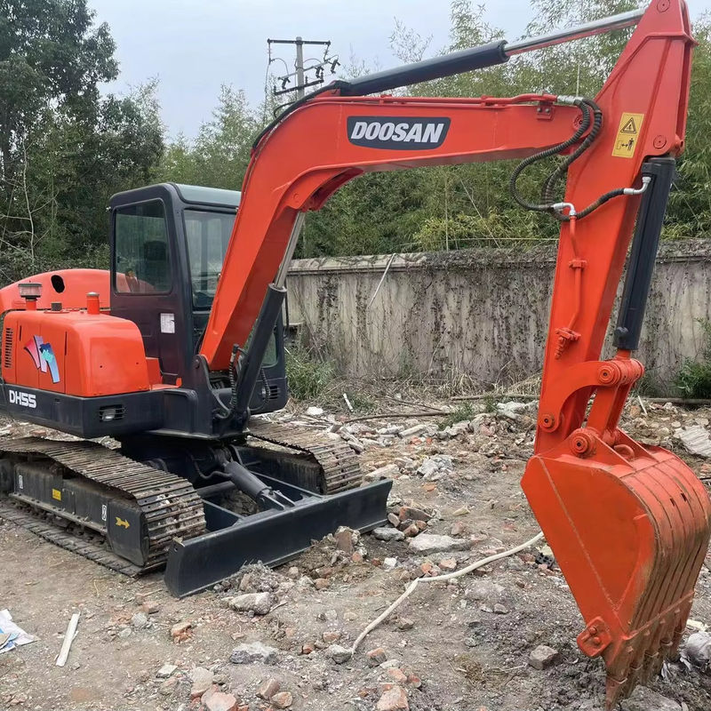 오렌지 컬러 미니 중고용 고양이 Doosan Dx55 중고용 발굴기 5.5톤