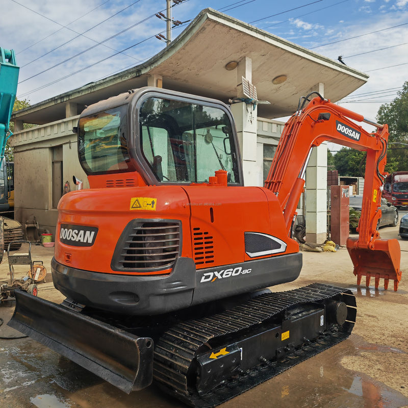 6톤 미니 사이즈 사용 된 발굴기 사용 된 Doosan Dx60 6000KG 0.21m3 버킷 용량