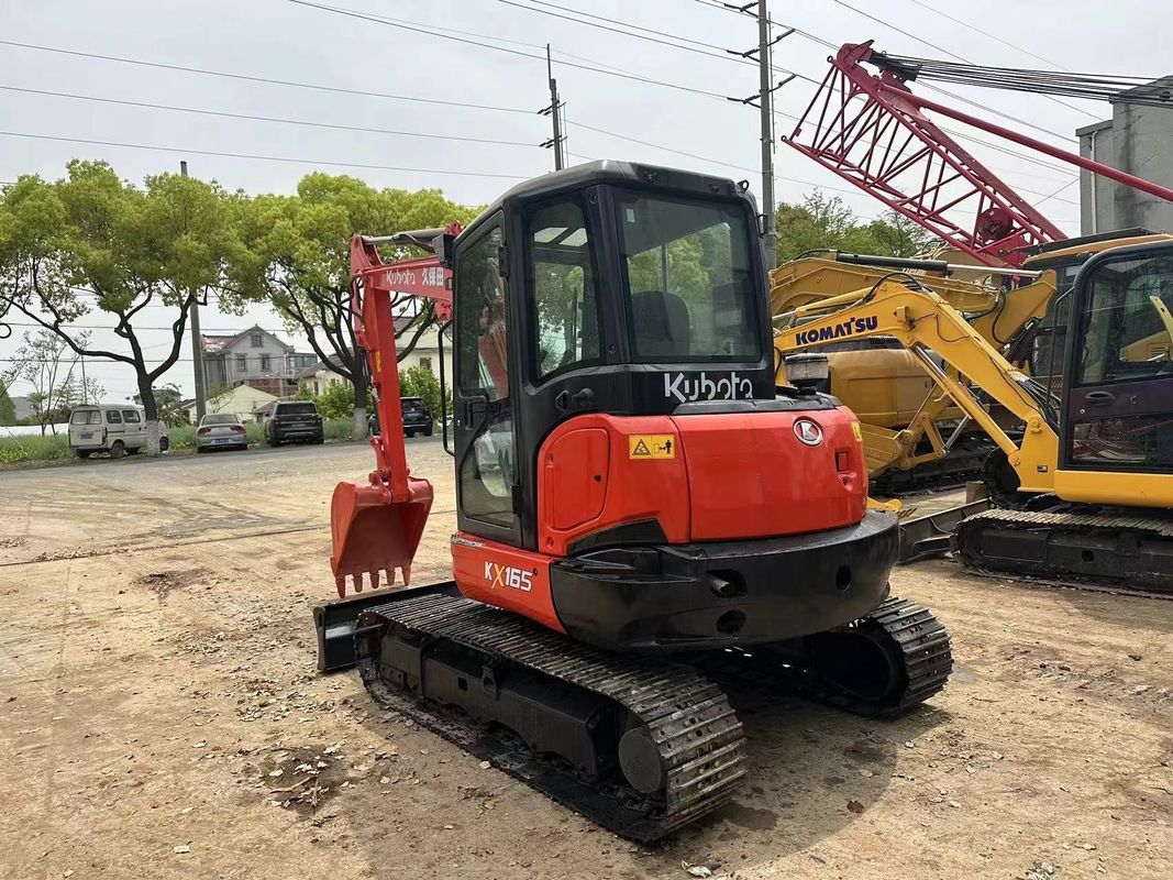 사용 된 미니 발굴기 Kubota165 일본 출처 저렴한 가격 / 중고용 수압 크롤러 발굴기 Kubota165 고품질