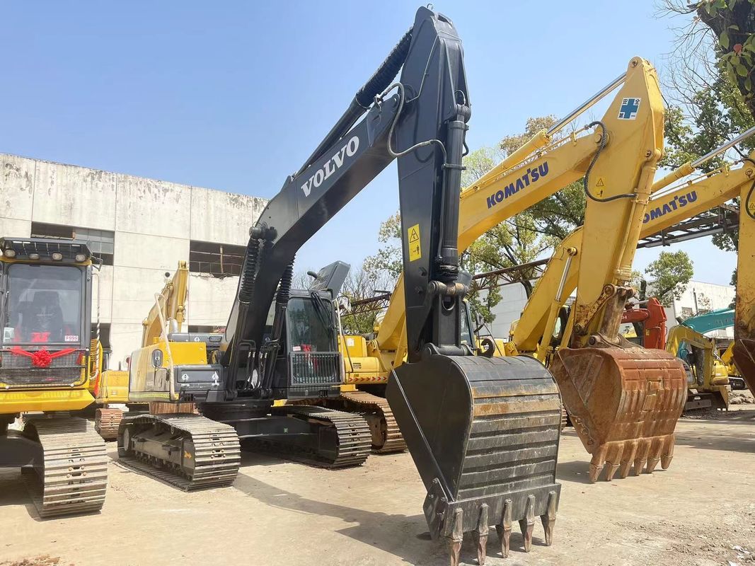 수동 땅 파기기 Volvo 210 발굴기 사용 된 기계 볼보 발굴기 사용 된 사용 된 발굴기 판매