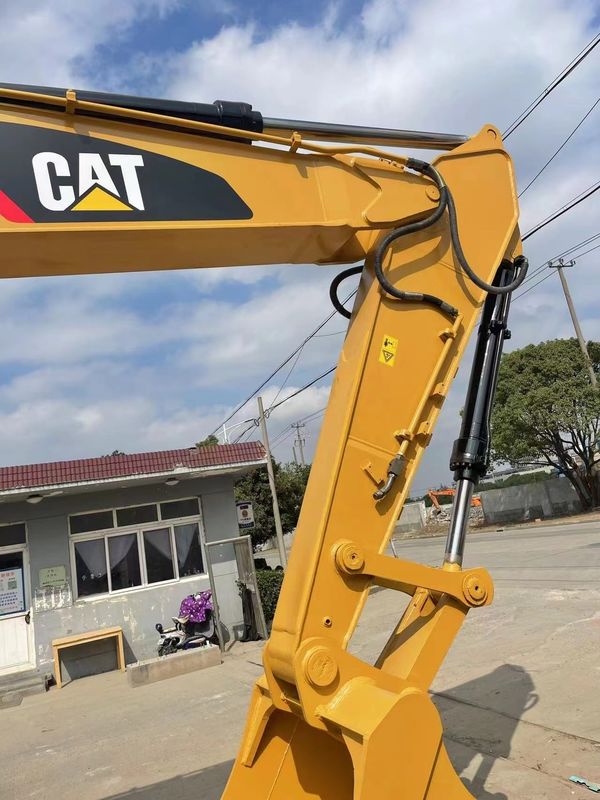 큰 크롤러 발굴기 CAT 330D 두 번째 손 발굴기 사용 된 무거운 기계 30 톤 수압 크롤러 배크호 큰 발굴기
