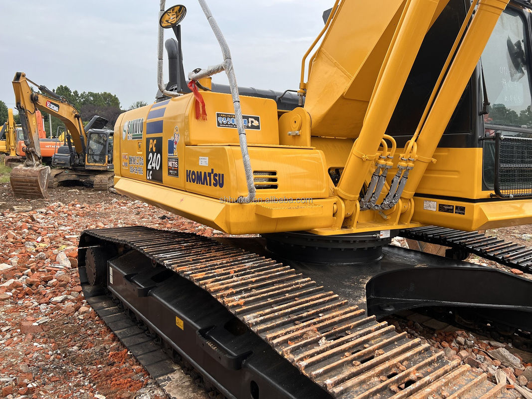 KOMATSU 240-8LC 중고용 발굴기 고품질 24000KG 건설자재 상점