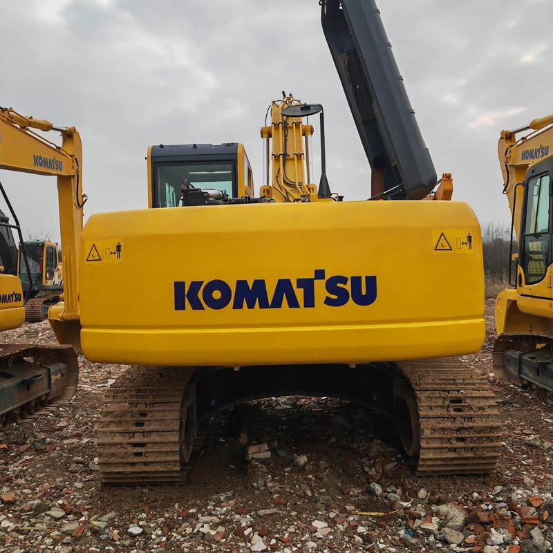재고 중인 대형 발굴기 KOMATSU PC220-8/신규 도착 2차 수동 KOMATSU PC220-8
