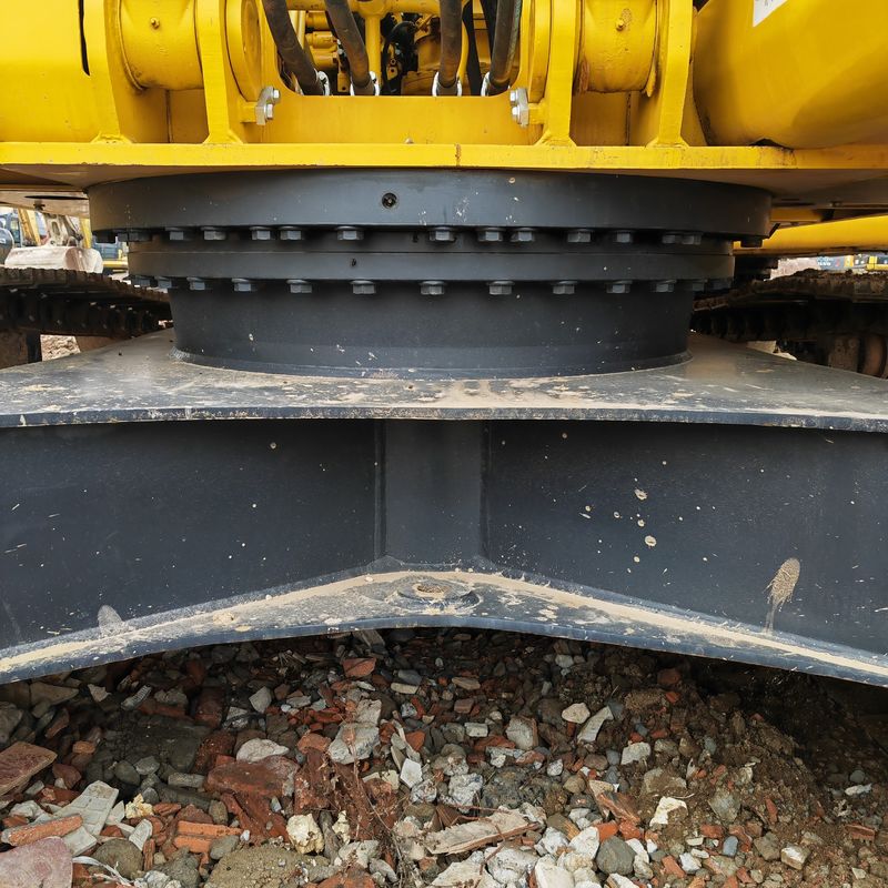 재고 중인 대형 발굴기 KOMATSU PC220-8/신규 도착 2차 수동 KOMATSU PC220-8