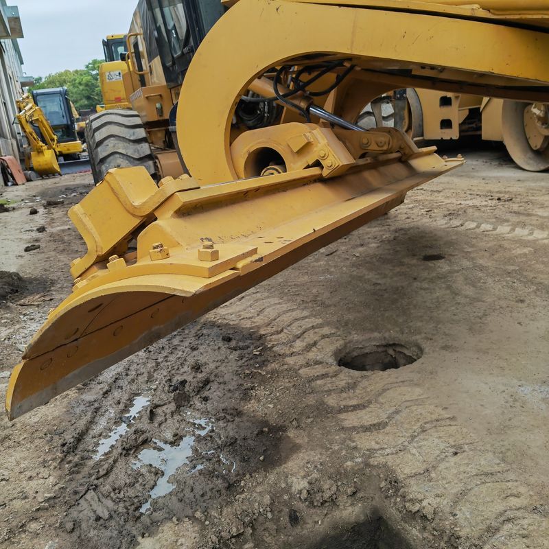 사용 된 발굴기 땅 평준화 Caterpillar CAT140K 도로 기계 중고 일본 트랙터 엔진 좋은 상태