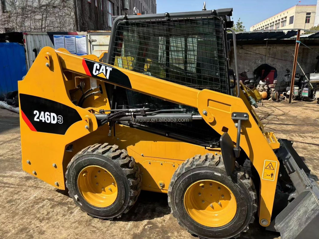 사용 된 슬립 머신 CAT 246D3 Caterpillar 바퀴 발굴기 일본 원본 바퀴 발굴기